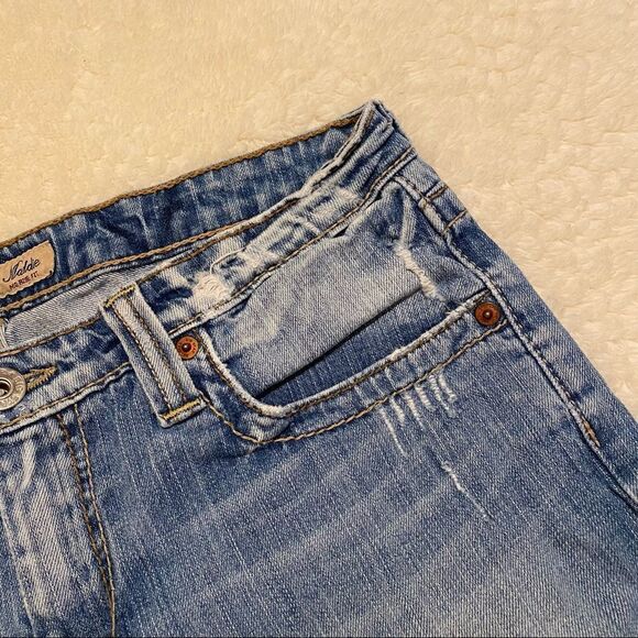 BIG STAR MADDIE MID RISE FIT SZ 30” Distressed Shorts Denim 🔥 - Picture 3 of 6